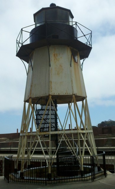 Kenn-on-Vacay-Fort Point Lighthouse-Jul0713